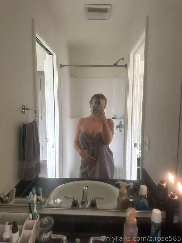 Who wants to see what’s under this in a video tip for the vi..