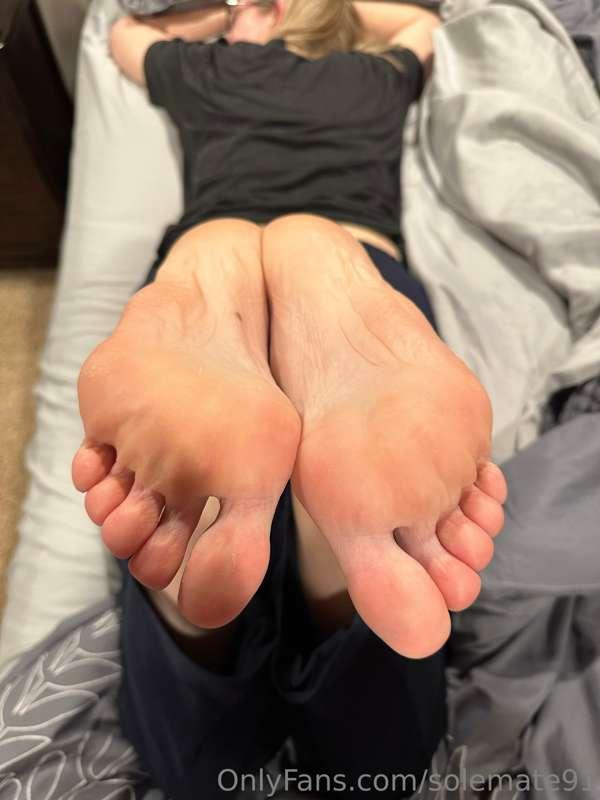 My toes look long here!