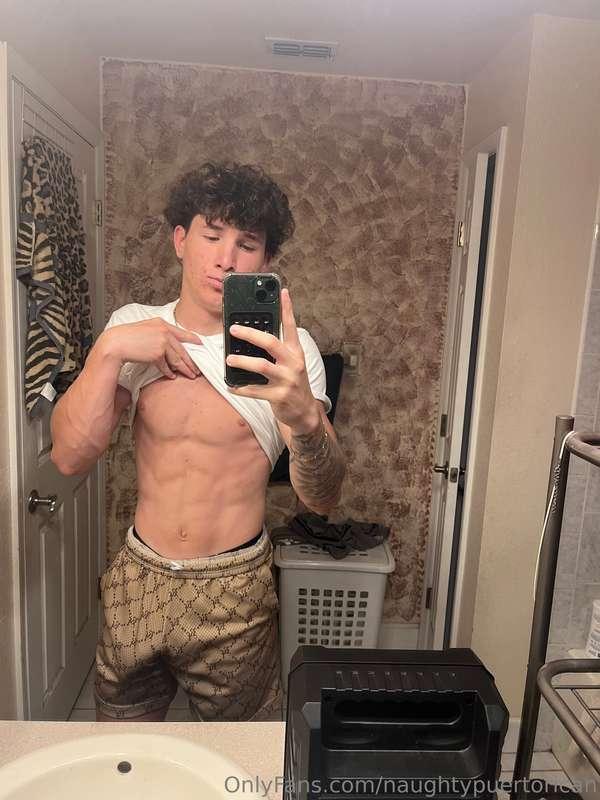 naughtypuertorican image #1