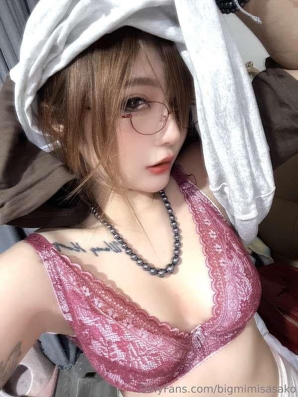 脫衣後 剩下肉肉