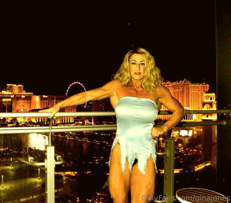 ginajones image #8