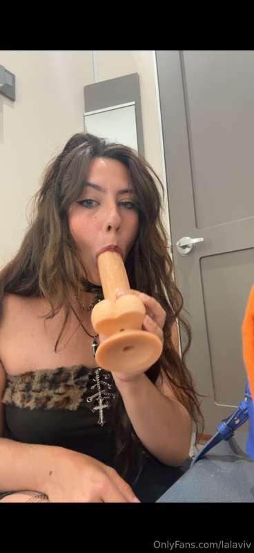 Swipe to see my new vid 🤫