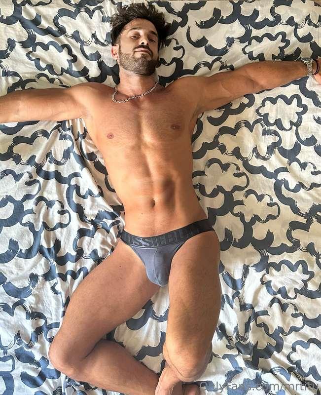 good morning!! Let's go!! Let's see those tips!! We all like..