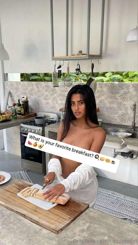 What is your favorite breakfast? 🍳🥞🧇☕️ 🍉🍊🥑💌