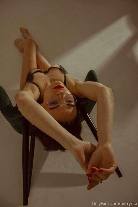 Honey, isn't my body beautiful?