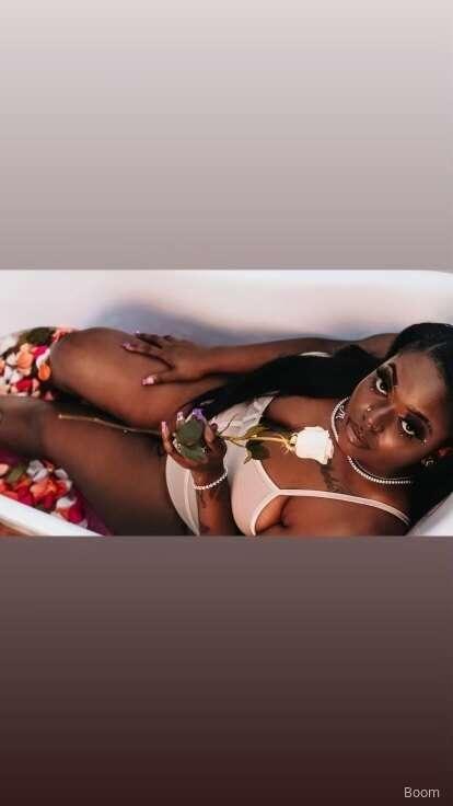 Subscribe to @thaproblem now onlyfans $10 u wont regret I pr..