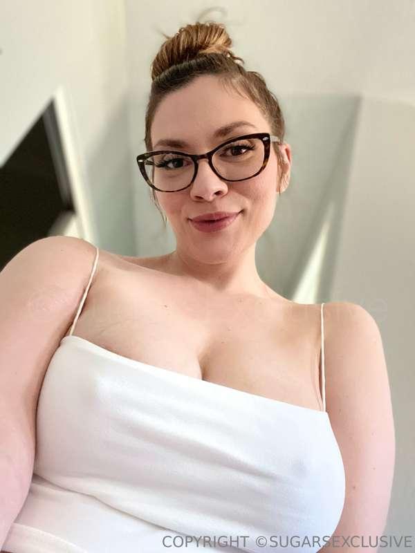 Are you being a good boy today? 😏 @sugarsexclusive 