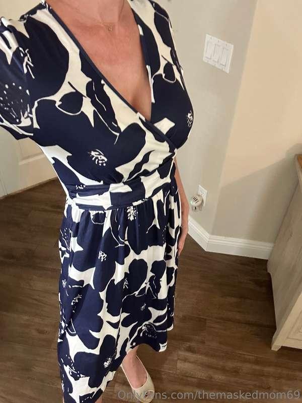More of this dress 👏