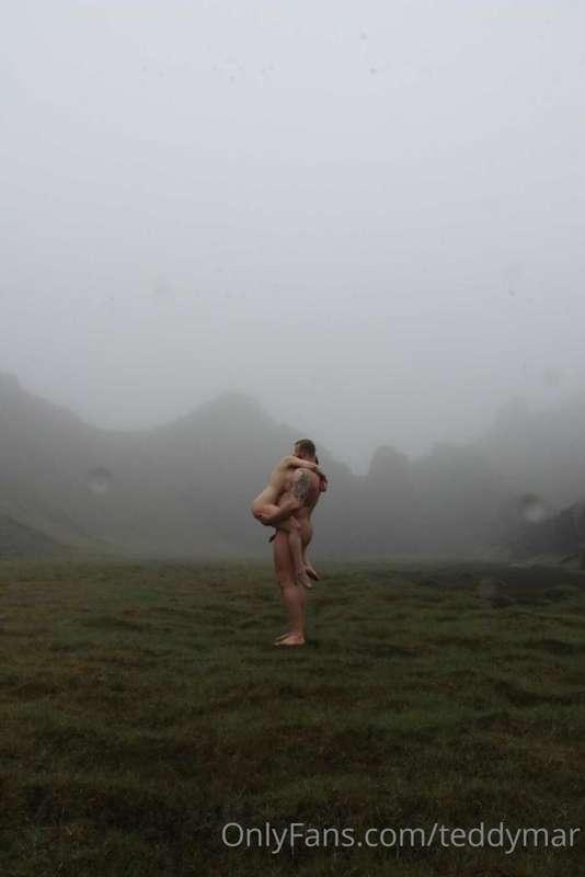 Uncensored pic with Icelandicselkie from last summer 🍆