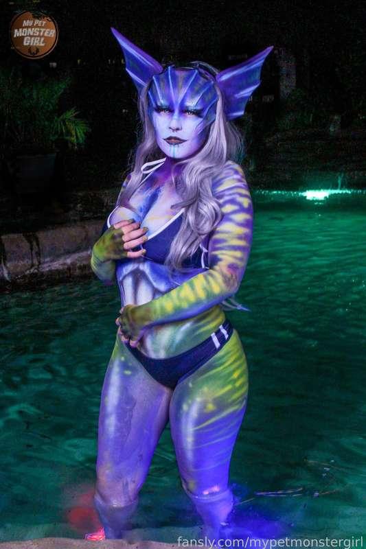 mypetmonstergirl image #3