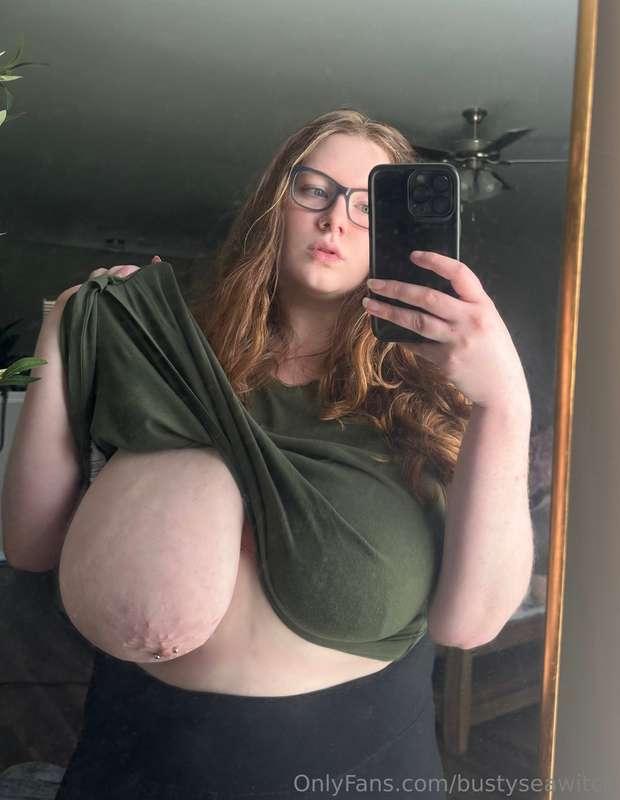 craving boba and cock rn 🤤