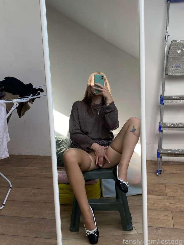Look at that fat burger under my skirt😝🤤

#fyp #pussy #hairy #skirt #fatpussy #legs #pump #tease #lips