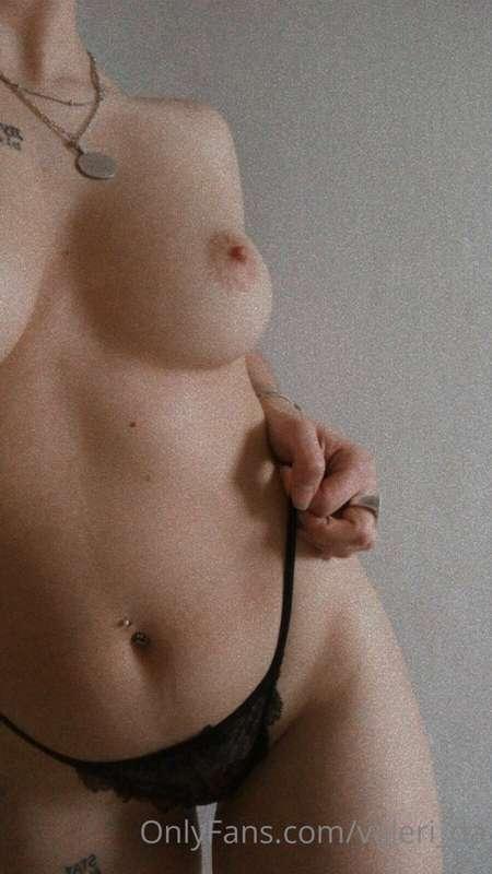 😈