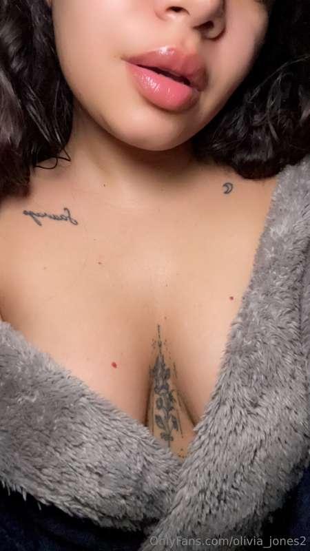 Weekend with new content!🤯🥵 I'll wait for you in my DM