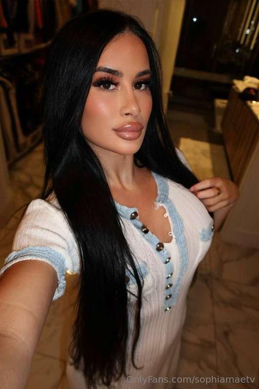 😘