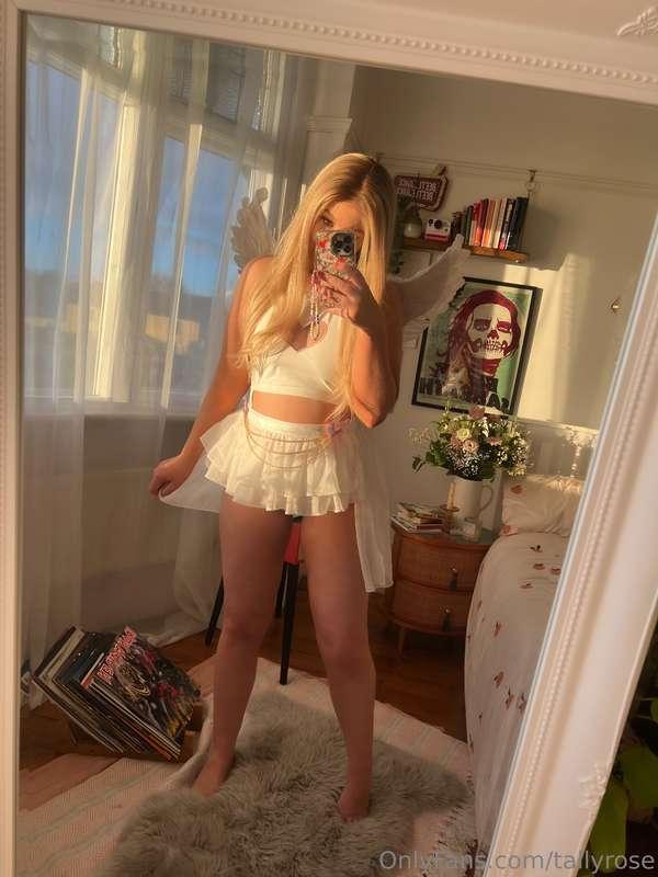 I’m an angel in the atmosphere ✨🪽