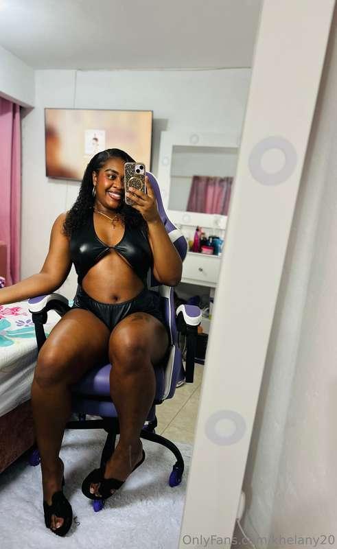 Latina virtual girlfriend 👄😍🥰
