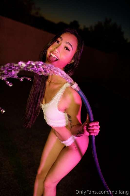 my pussy’s wetter than this hose

don’t believe me? cum see ..