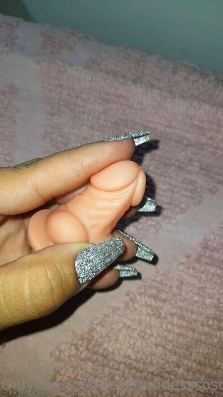 tip if this is your disgusting penis 🤢🤮🤣😂