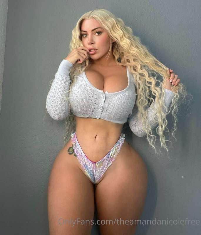 Are you ready to get nasty with me on my vip page daddy 💦💦