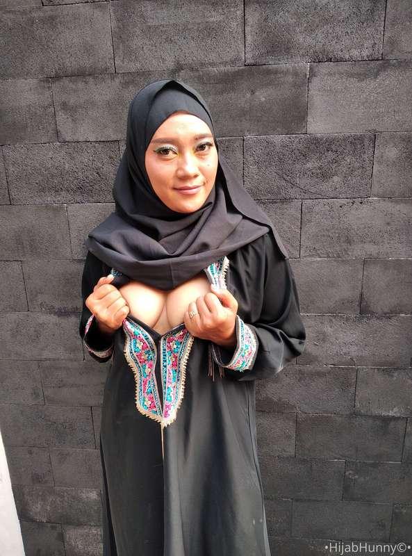 hijabhunny-srs image #1
