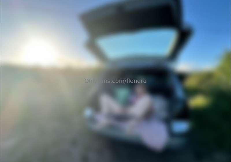What a beautiful sunshine ☀️  Do you like outdoor sex? 😈  Co..