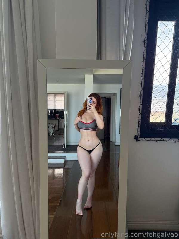 Today’s look to work out at home and get even hotter for you..