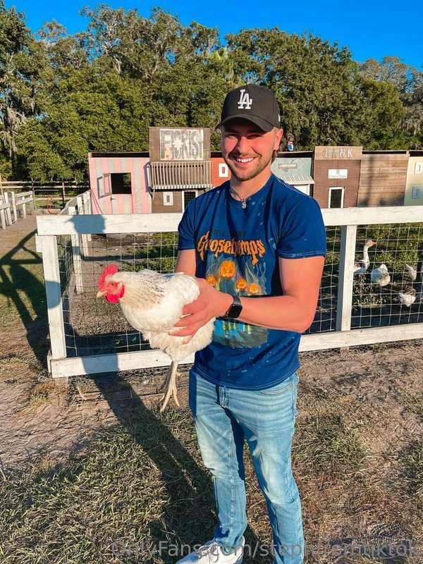 Here’s me holding a cock😂