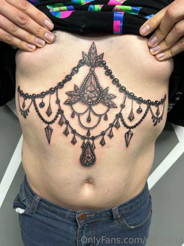 New tattoo, what do you think 🤔😋