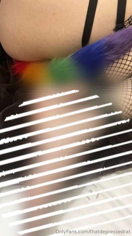 Thought I’d take a few photos of my feet might even make a v..