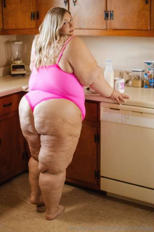 kenziekinziebbw image #3