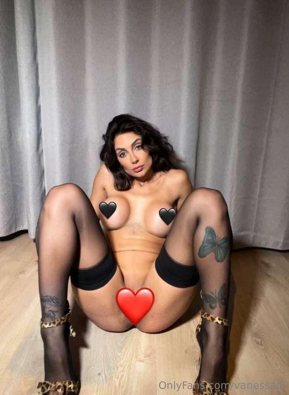 I'm getting ready to take your dick😈 you will help my ass re..