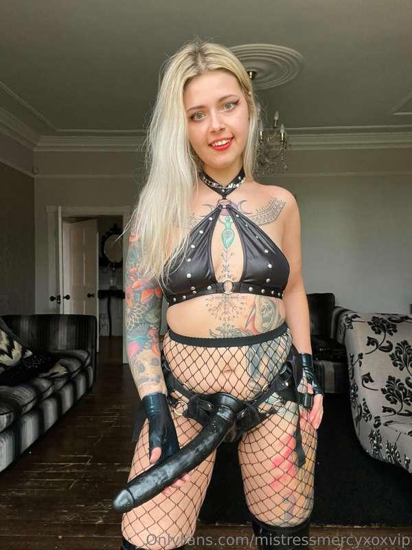 mistressmercyxoxvip image #6