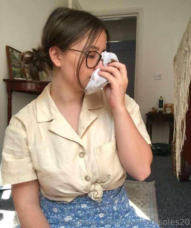 Used socks always need sniffing 😇
