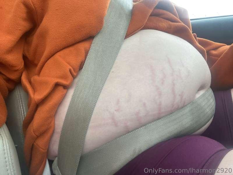 My car is even even telling me I’m fat. Look how the seat be..