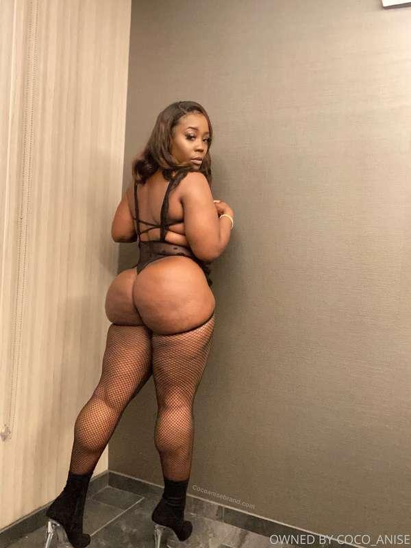 Would u fuck me up against the wall? 😈 Some of y’all be scar..