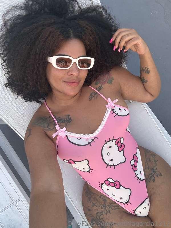 Lets play daddy 😍👀