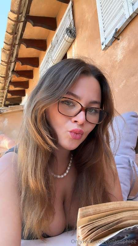 Reading should be a habit that we should all have 