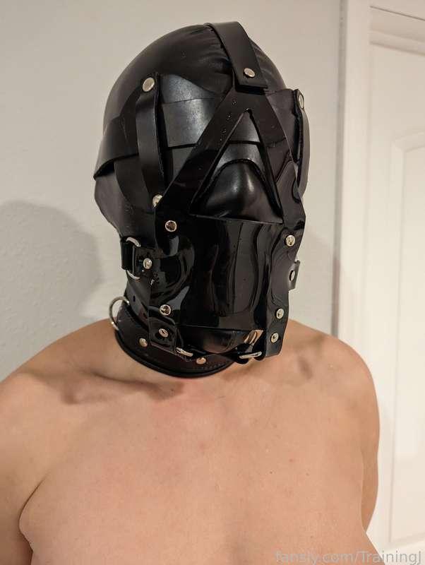 Gags gags gags! Which is your favorite?

#bdsm #bondage #gagged #gags #submissive