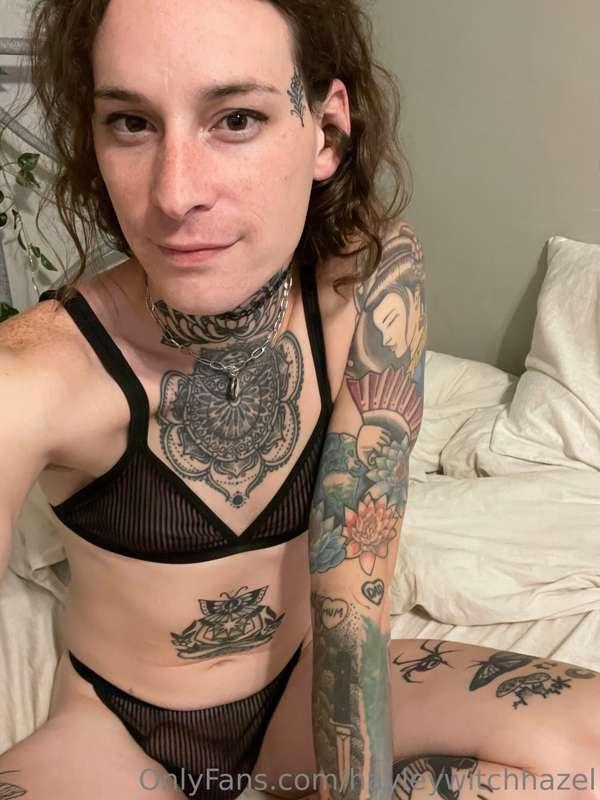I’m all alone in bed tonight, cum join me? 💦