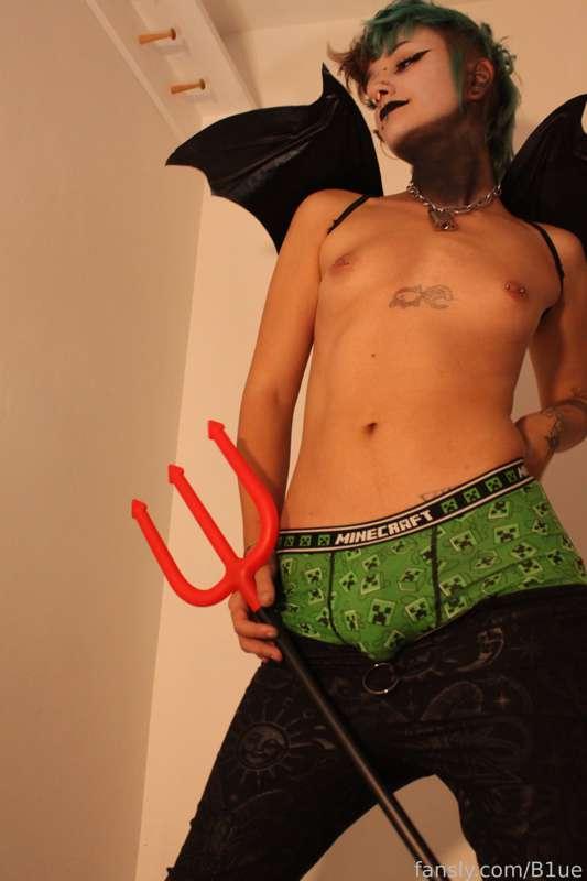 b1ue image #7