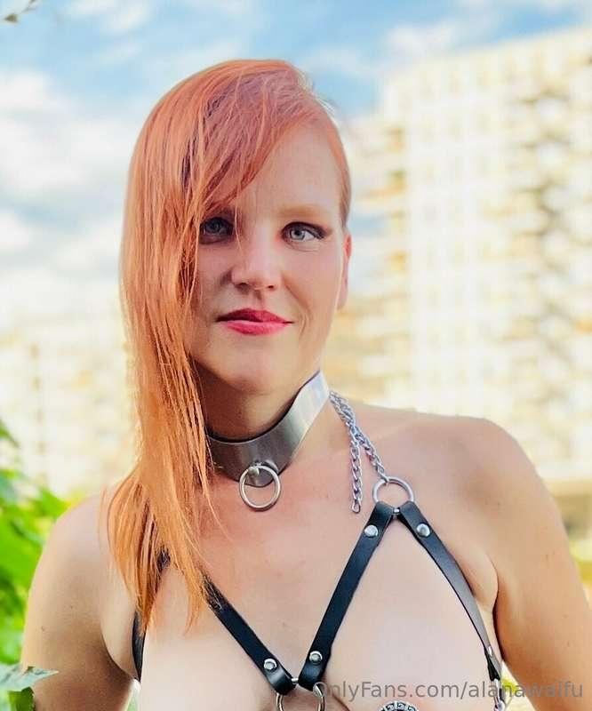 Posing in one of my kinky outfits 🔥
I have nipple shields at..