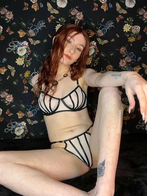 tell me exactly how you’d submit to me 😈