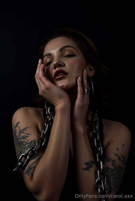 The only thing that makes me melt is rules… and punishment 😏..