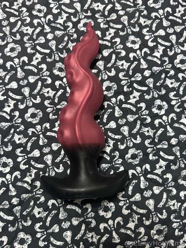Full length video in the shower with this tentacle toy!