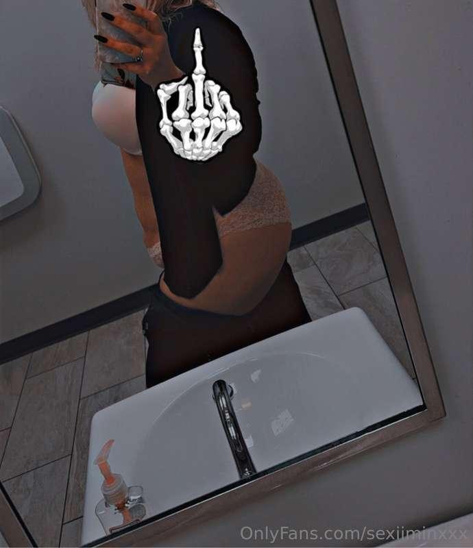 Hope y’all are enjoying your Monday 😈😈