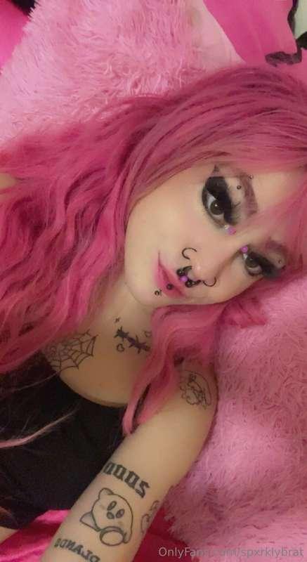 pretty in pink, always ;)