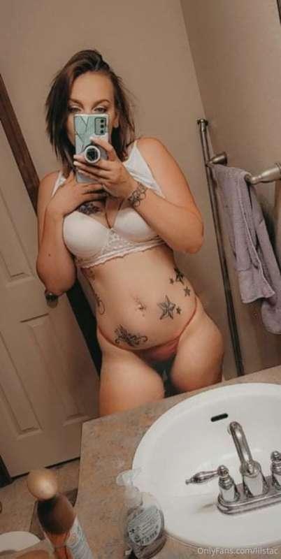 Hot Tatted Milf Ready to make you cum! 
💦Solo
💦Couple
💦Post ..