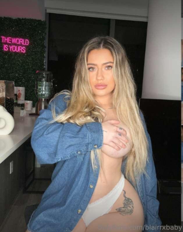 👀