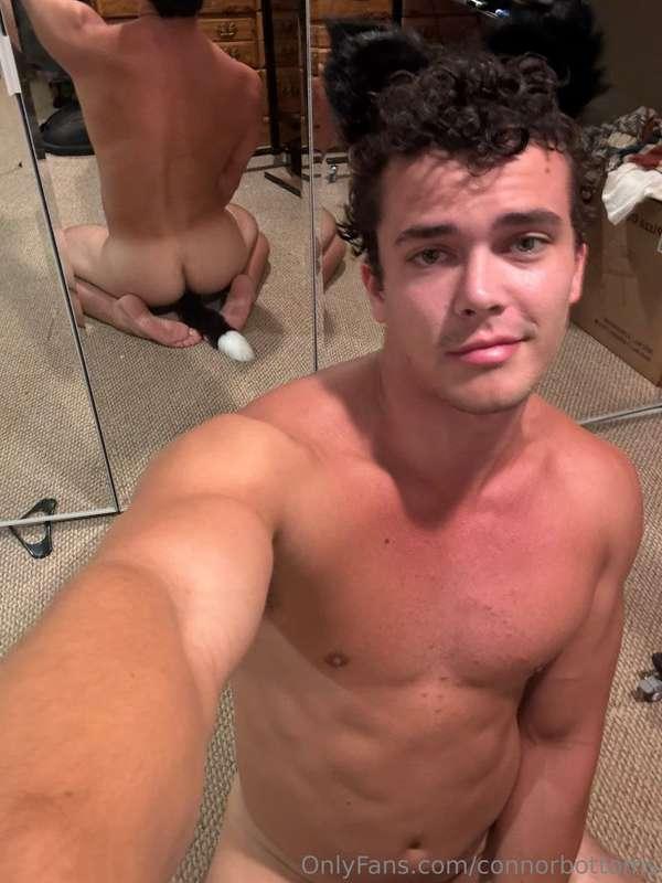 connorbottoms image #1